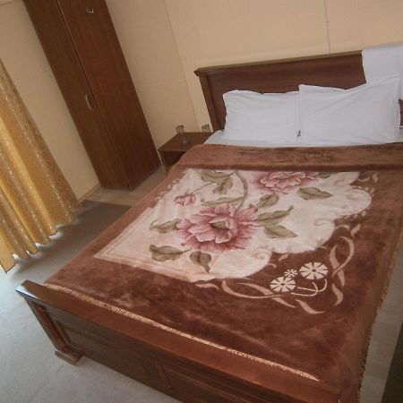 Vila Patria Podgorica Bilik gambar